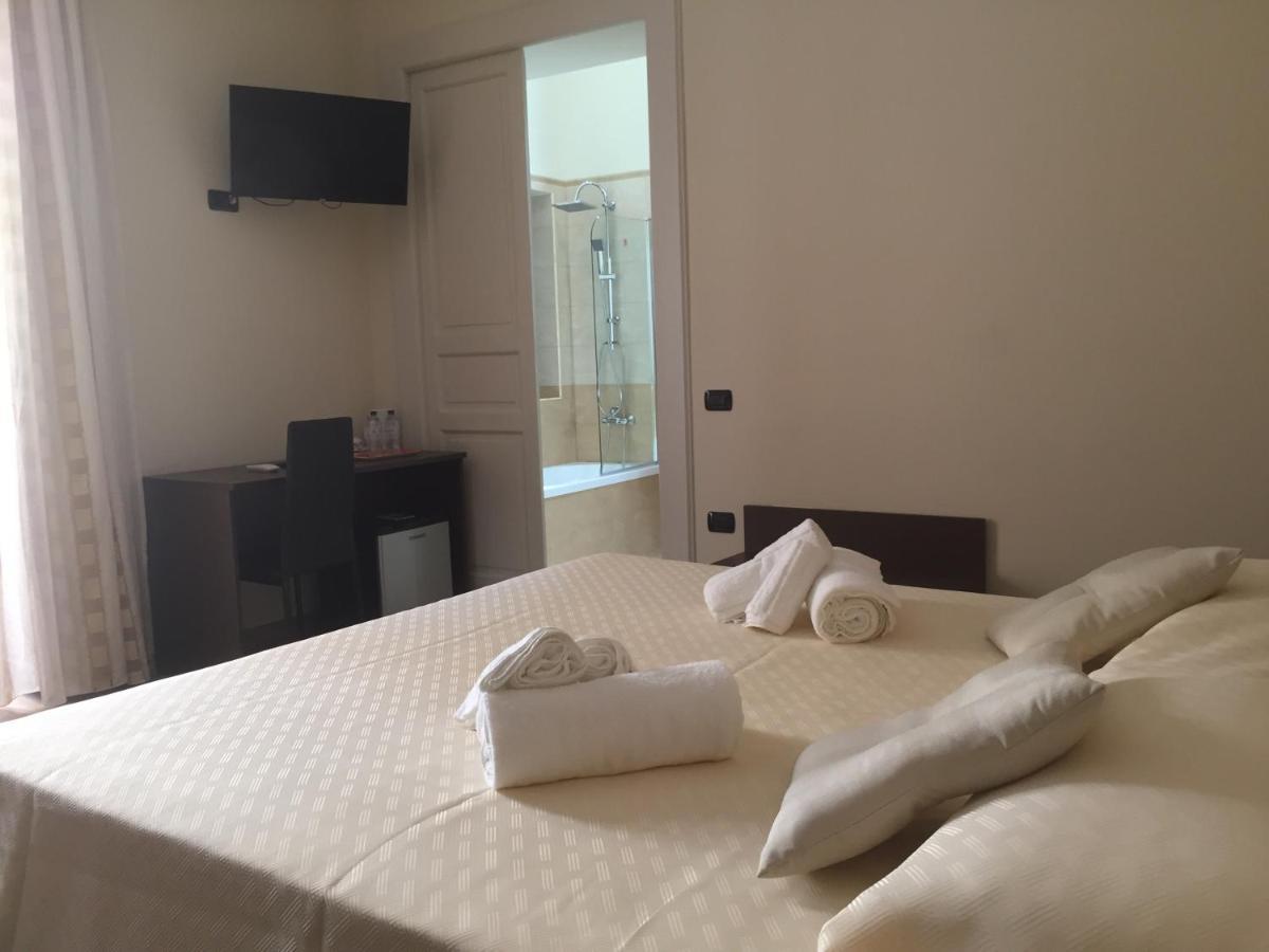 B&B Duomo Pizzo Aparthotel Exteriör bild